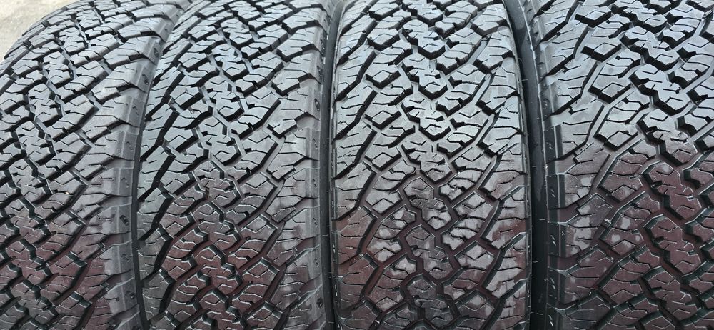 Гуми за джип 235 70 16 All terrain Gripmax 4бр