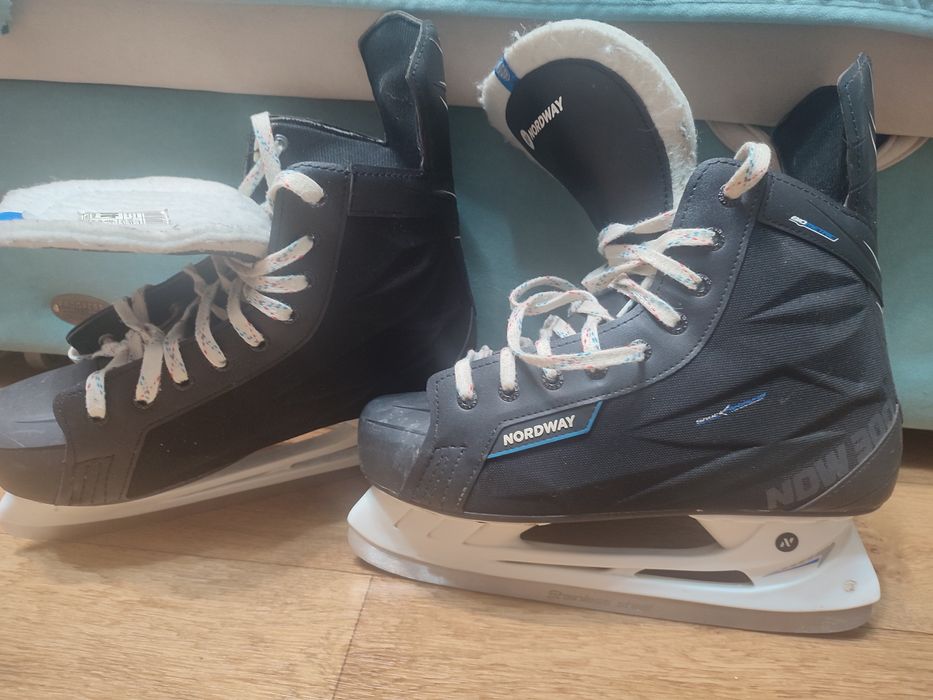 Продам Коньки мужские размер 46