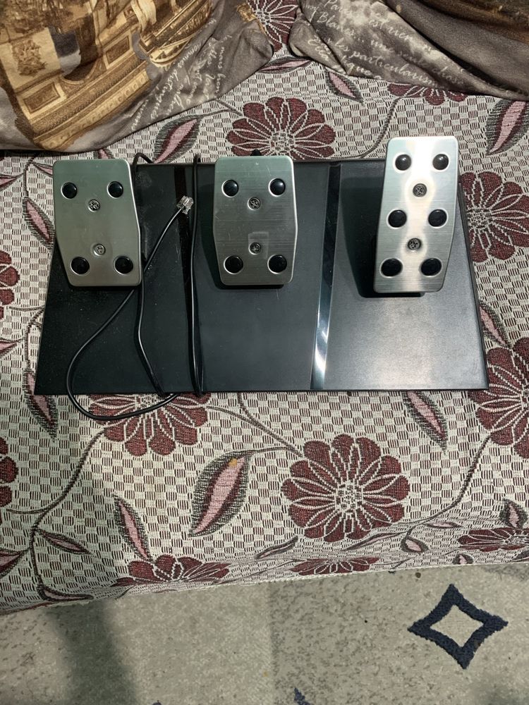 Продам руль игровой