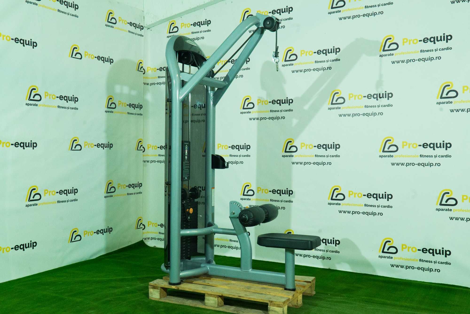 Aparate fitness profesionale spate  Matrix, Technogym