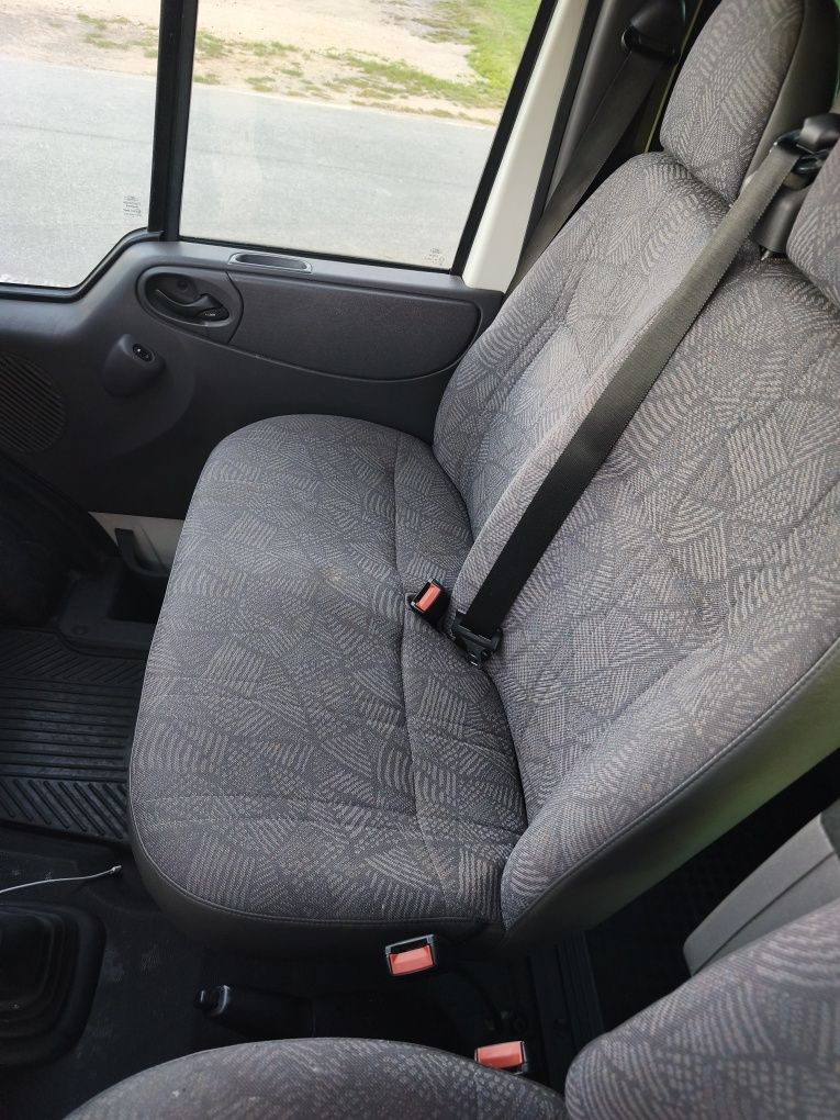 Spre vinzare Ford Transit