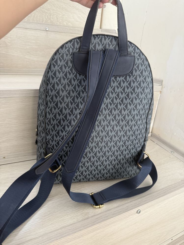 Сумка-рюкзак michael kors