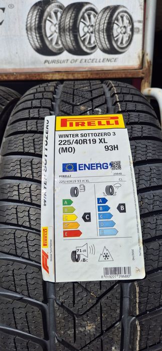 225 40 19 Pirelli