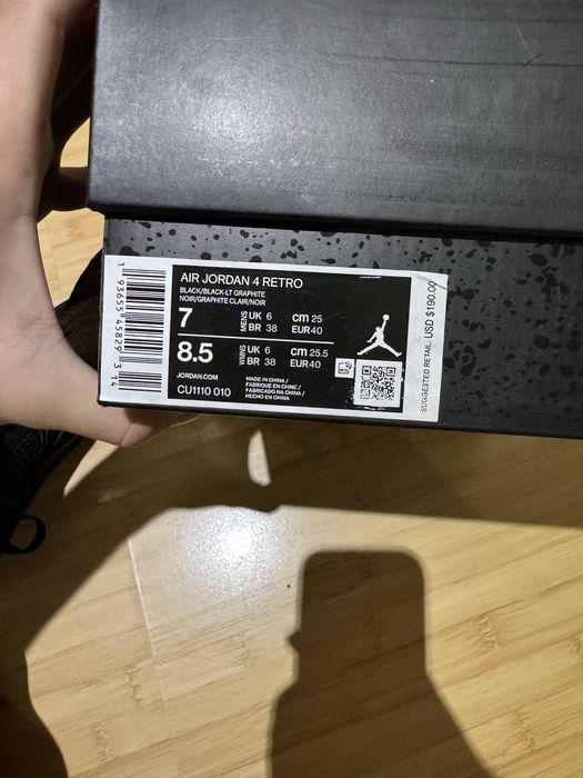 Jordan 4 Black cat