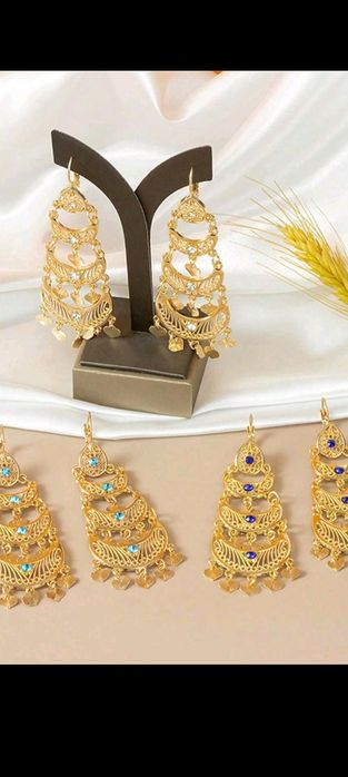 Мелециска стомана колие и обеци