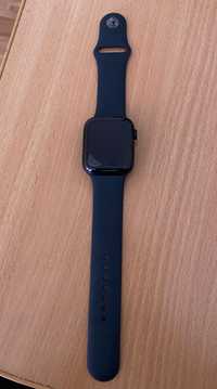 Продам apple watch SE