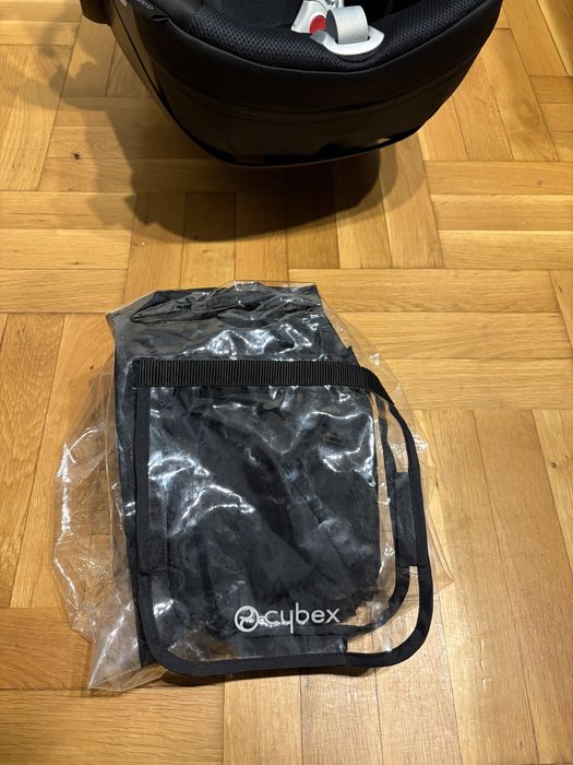 Cybex Clout T i - size
