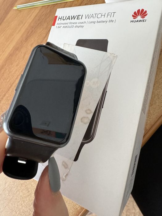 Часы Huawei watch fit