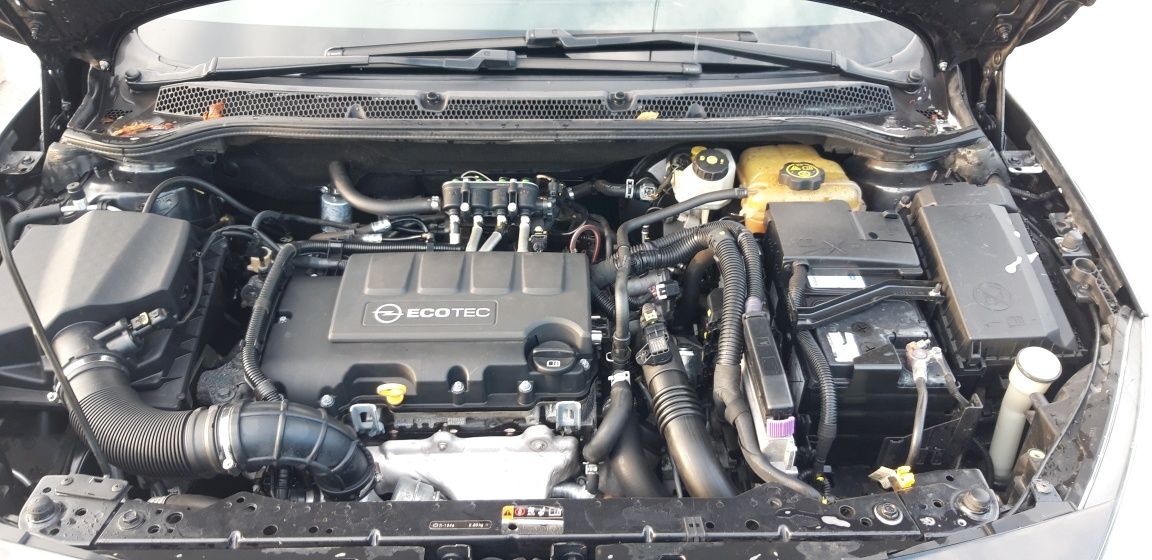 Opel Astra/ Опел Астра 1.4 заводска газ възможен лизинг!