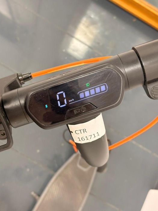 Trotineta electrica NINEBOT E2, 10 inch, negru -A-