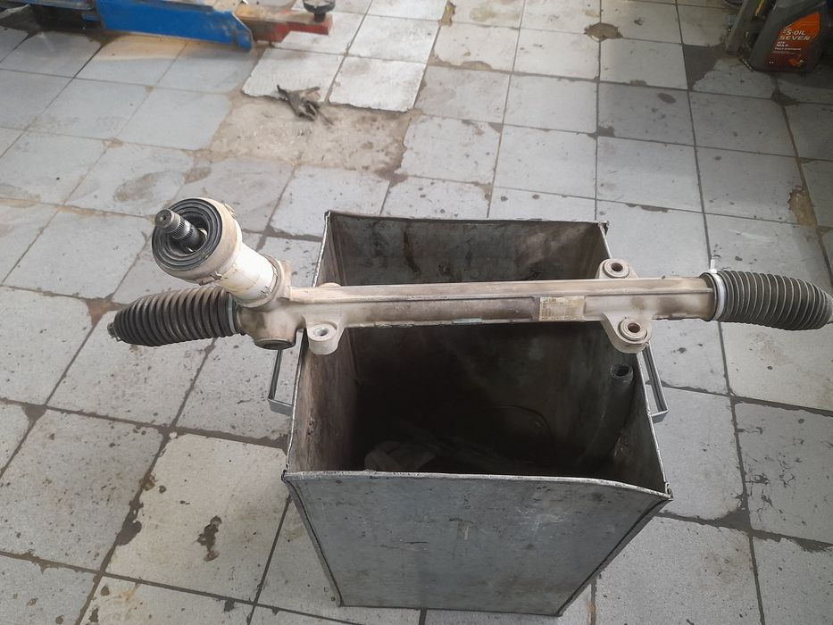 Продаётся рулевая рейка