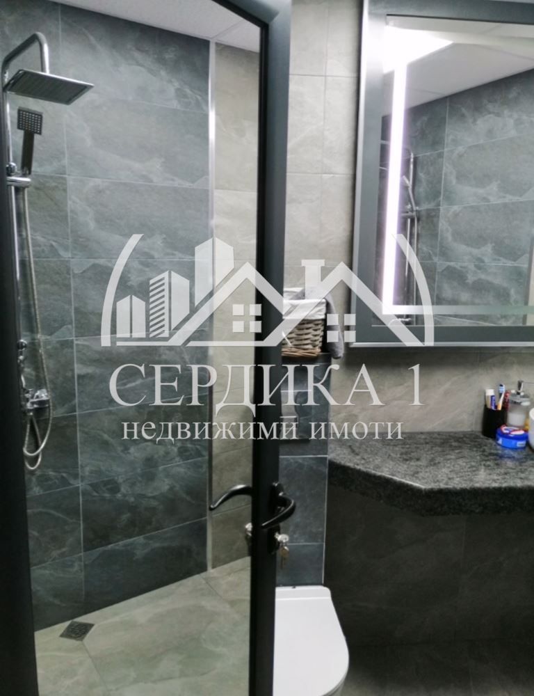 Продава се Двустаен апартамент в Благоевград, Идеален център - 50 кв.м за 1900 €/кв.м - Снимка #3