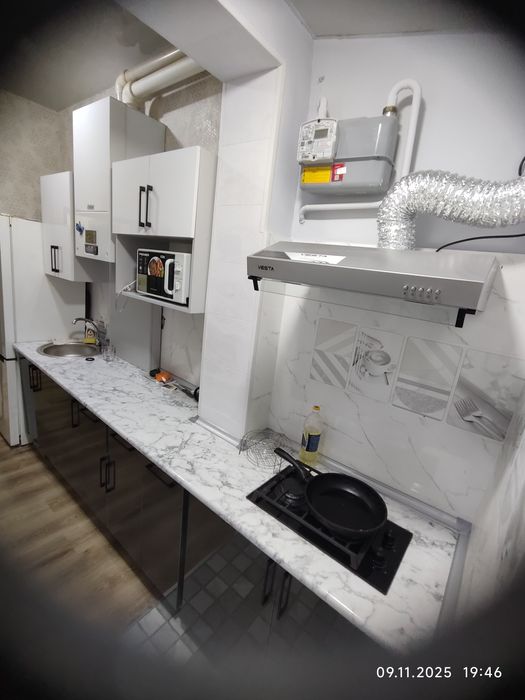 Продаётся 2 ком. Кв. 1 этаж.