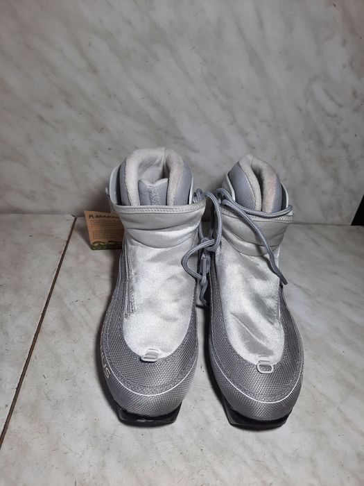 Clapari ghete ski schi fond 26 Madshus marimea  37 NNN impecabili: