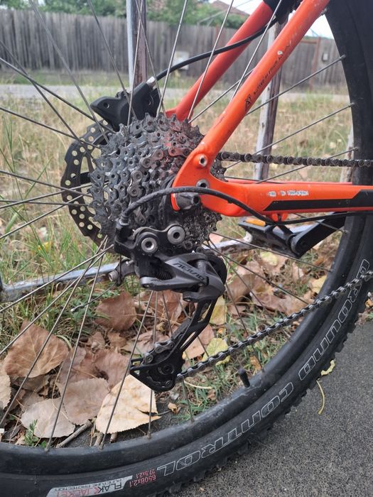 Vând pitch specialized