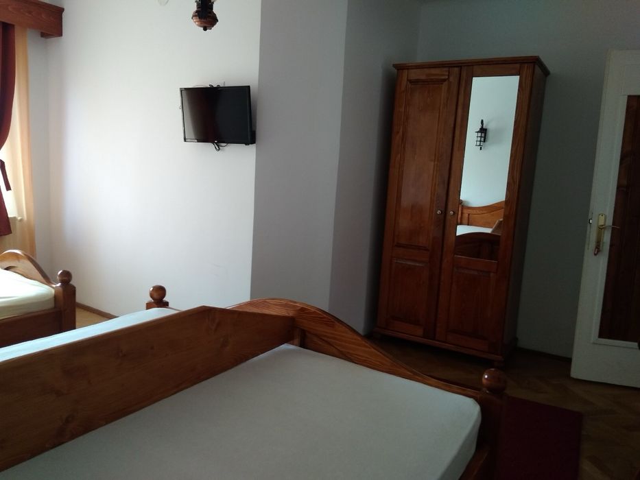 Vila pentru studenți, inchiriez loc în cameră