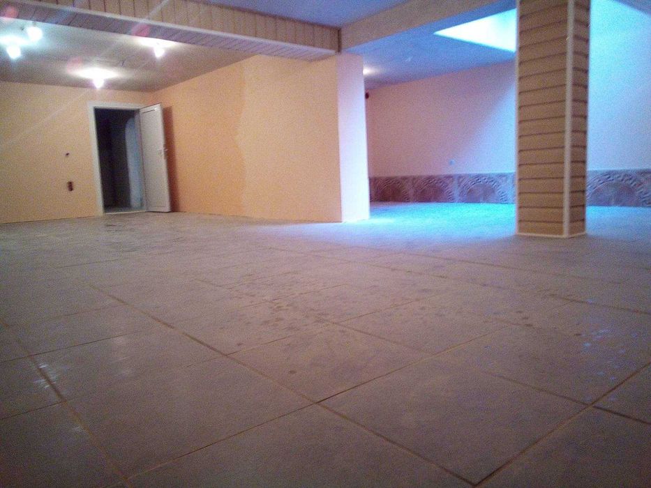 Дава се под наем Магазин в Варна, Колхозен пазар - 106 кв.м за 510 € - Снимка #3