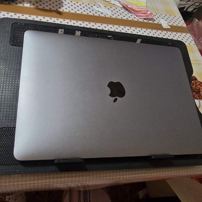 Laptop Iphone ,are cateva utilizari