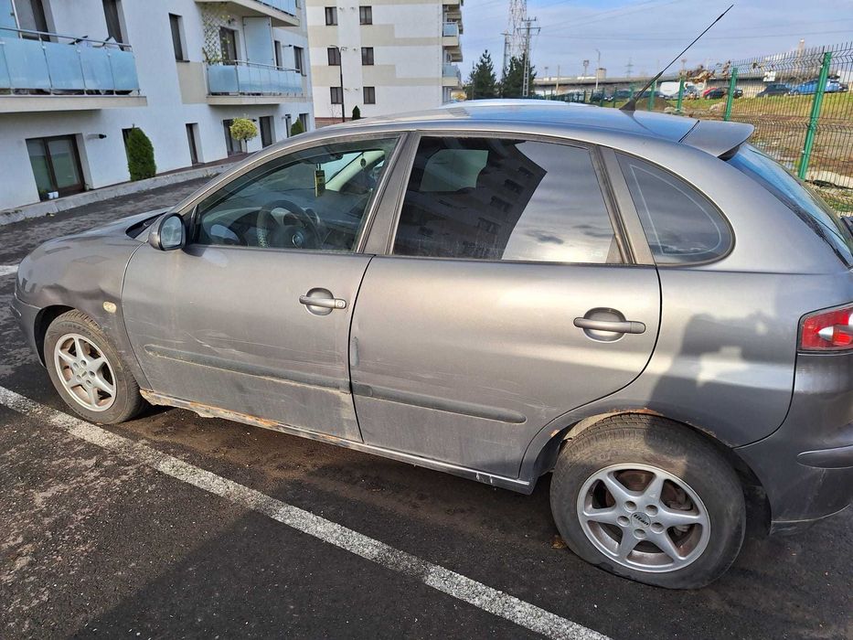 Vand masina pentru rabla sau dezmembrare