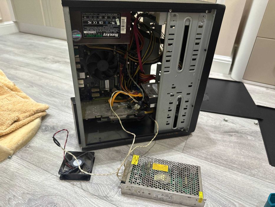 Продам нерабочий системный блок (Core 2 Duo E7400 / GeForce 9800 GT)