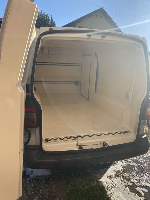 Volkswagen T5 2.5 TDI AXD instalație frigorifică