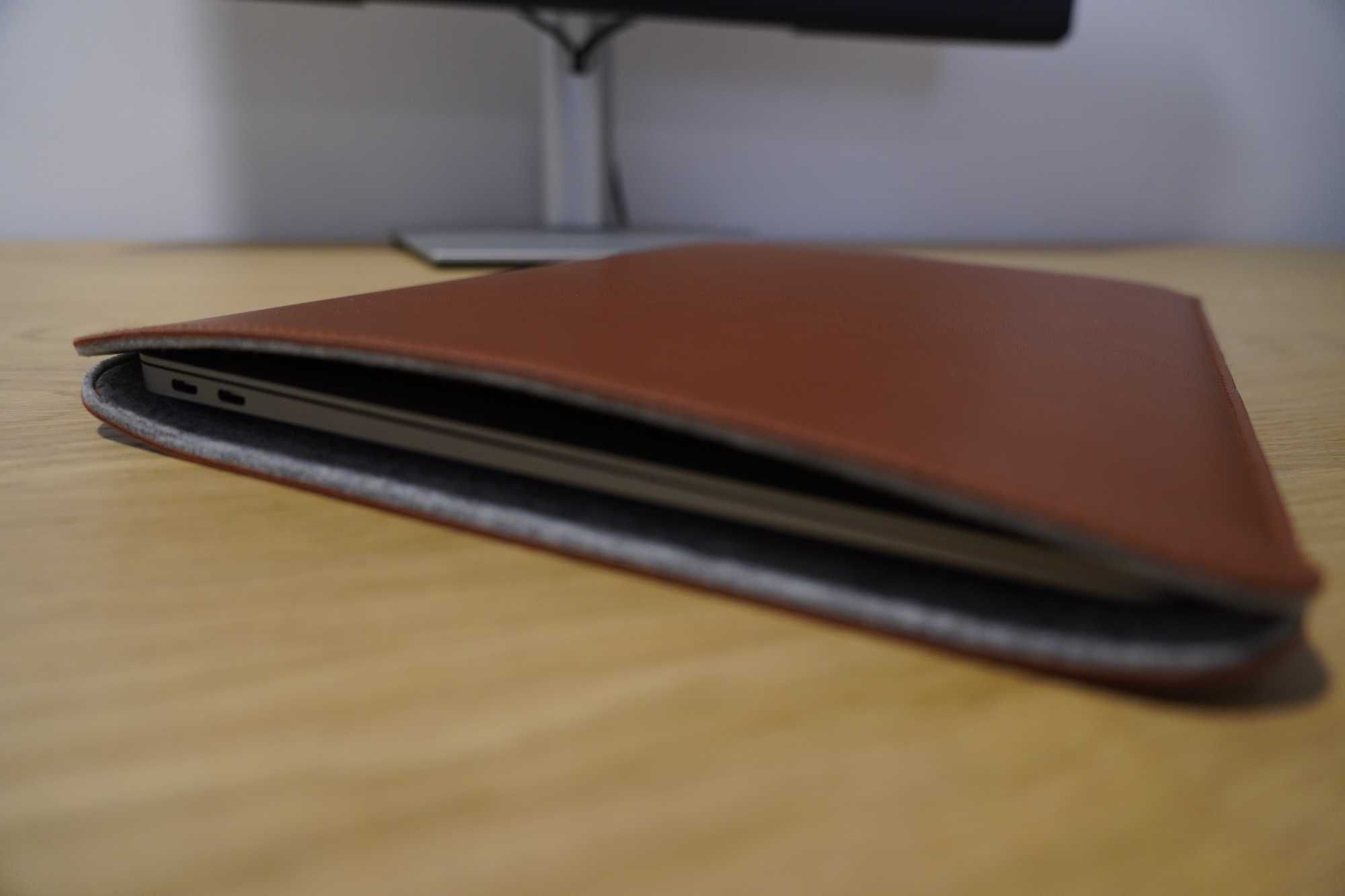Husa din piele sintetica Macbook 13 inchi
