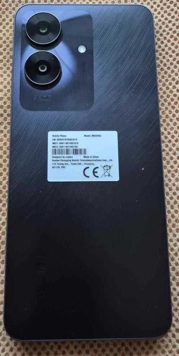 Продавам Realme Note 60