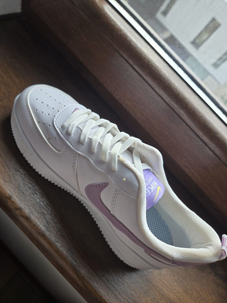Adidasi Nike Air force