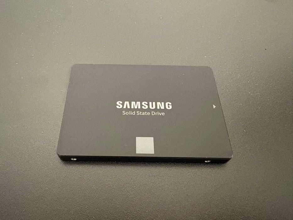 SSD Samsung 850 EVO 250GB (96% Health)