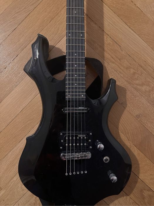Chitara electrica neagra ESP Ltd F-10 Kit BLK