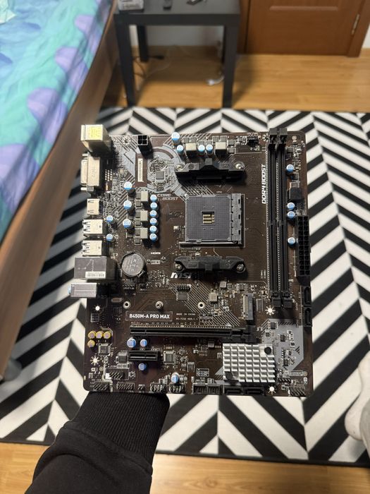 Placa de baza B450 MSI