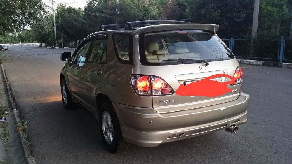 Продаётся Lexus RX300 V6