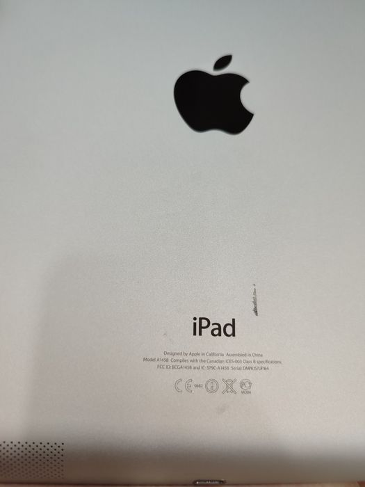 Продам Айпад 4 поколения