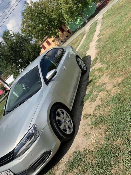 Volkswagen jetta 2012