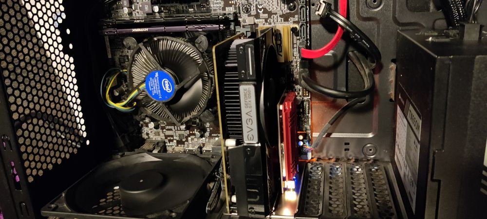 Unitatea PC i7 gen a 7