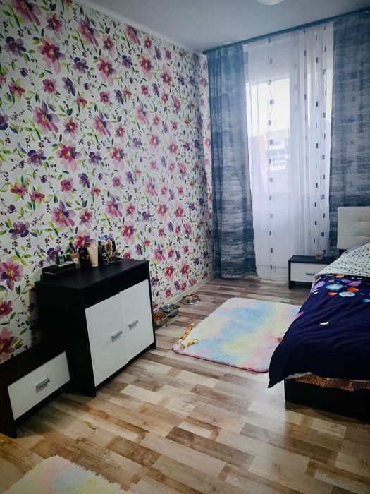 -Vand apartamentul-