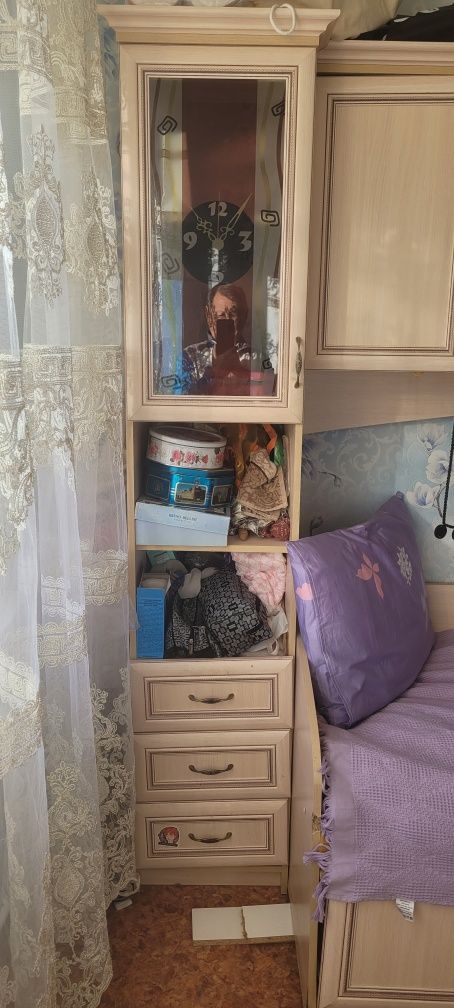 Продаётся детский спальни гарнитур.