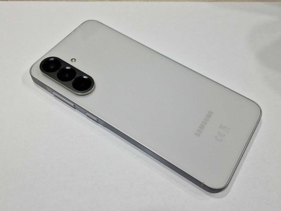 Samsung Galaxy A56 5G 128GB 8GB RAM Dual