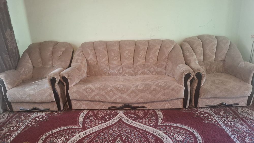 Divan kreslo  srochna sptiladi