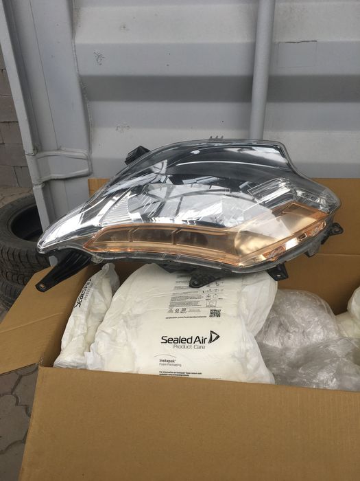 Передняя левая фара на 2018 г Митсубиси L200