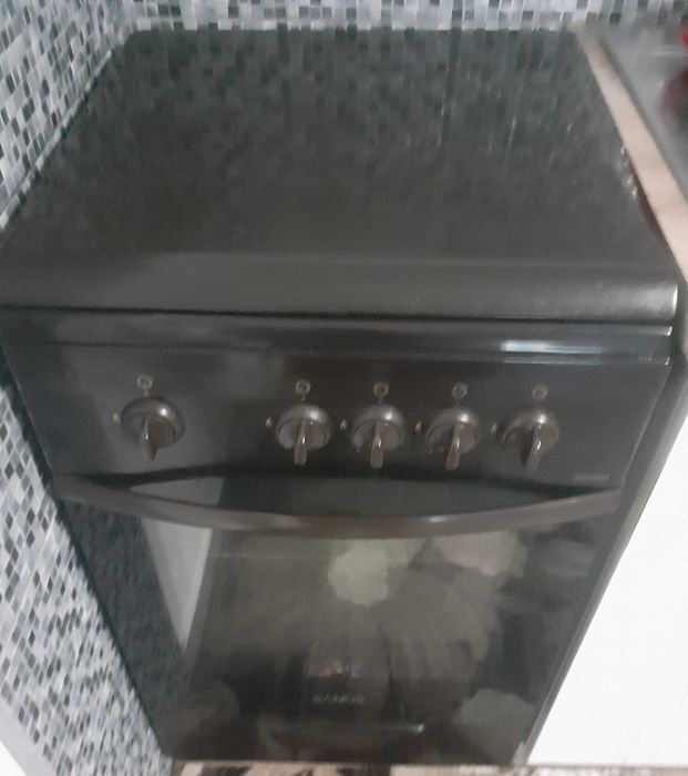 Aragaz gaz,4 ochiuri