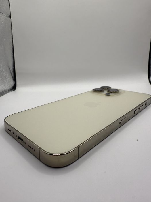 Продавам Iphone 14 pro max 256GB Gold