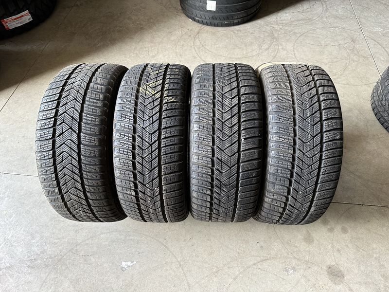 235/40/19 PIRELLI 4бр