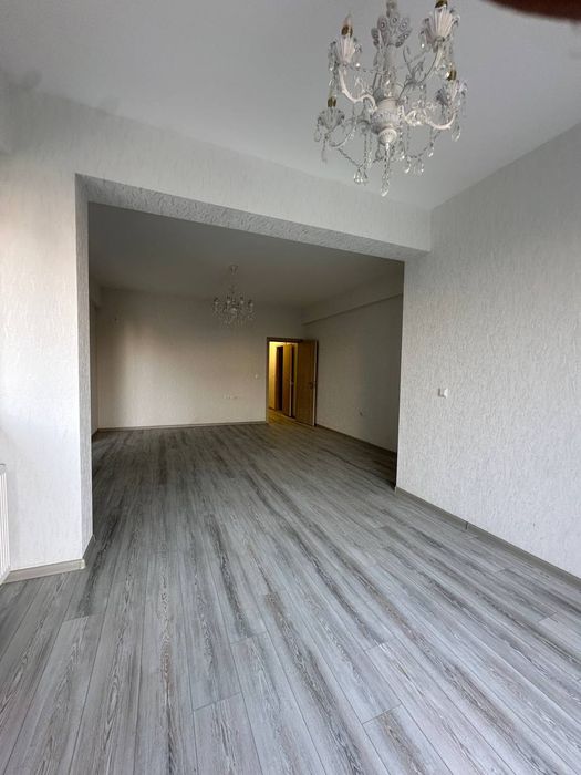 ЖК ЗарафшонСити яккасарай 3/5/14 87м² кадаст есть