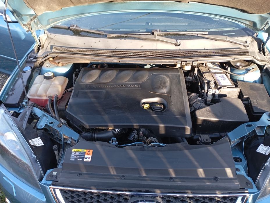 Schimb/vând Ford focus cabriolet