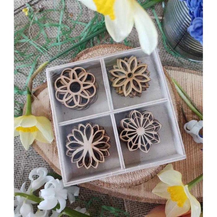 Кутия с крафт елементи