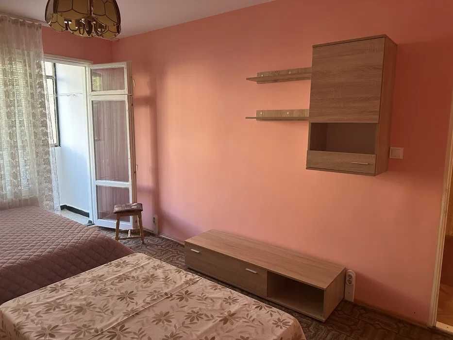 Дава се под наем Двустаен апартамент в София, Надежда 2 - 72 кв.м за 450 € - Снимка #2