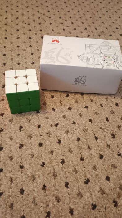 Cub Rubik magnetic x-man tornado v3