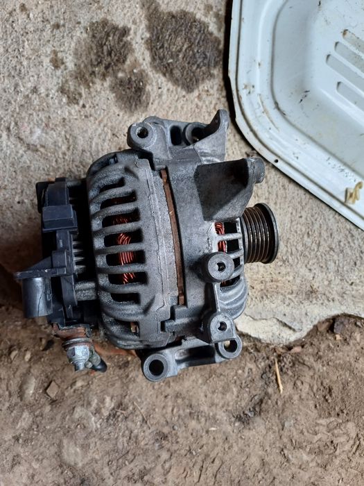 Alternator mercedes w211, motor2.7 cdi,merge și pe sprinter2,7