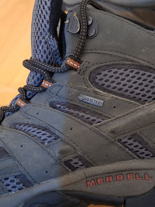 Bocanci Merrel 42
